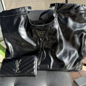 Bolsa de Mano de Cuero negro Saint Laurent