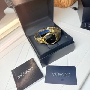 Este es un reloj Movado Museum Classic