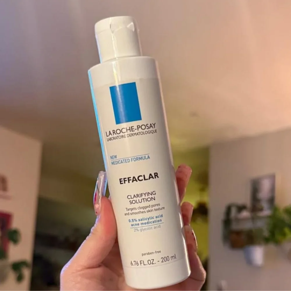 La Roche-Posay Effaclar Clarifying Solution (0.5% Ácido Salicílico + 2% Ácido Glicólico)
